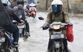 Waspada Kulit Luka Saat Berkendara Melewati Banjir