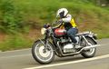 Turing Ride Triumph Booneville T100, Classy Yang Nyaman