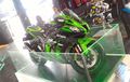 Harga Naik Rp 95 Juta Kawasaki Ninja ZX-10R 2016 Goda Pengunjung Jakarta Fair