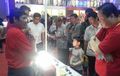 Demo Bohlam Celup, Hibur Lebaran Di Jakarta Fair