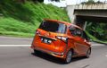 Selisih Buka Tutup Pintu Elektrik dan Manual Toyota Sienta 5 Detik!