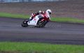 Race 1 Supersport 600: Gerry Salim Juara, Yudhistira  Sempat Alami Masalah
