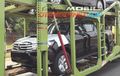 Penampakan Toyota Hilux Terbaru di Tol Cikampek