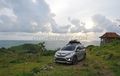 Ototraveling. Honda BR-V Kami Pun Menepi Di Tebing Pantai Kesirat, Gunung Kidul