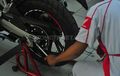 Cara Setel Ketegangan Rantai All New Honda CBR250RR, Mirip Moge!