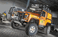 Modifikasi Off-road Land Rover Defender 90, Kokpit Di Defender