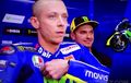 Lucunya Penampilan Rossi yang Plontos di MotoGP Qatar