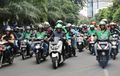 Wah, Pakai Yamaha NMAX, Cawagub DKI Djarot Saiful Hidayat Jadi 'Pengendara Ojek Online'
