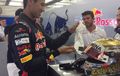 Sejarah Nih.. Sean Gelael Tes Mobil F1 di Bahrain
