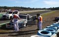 Petugas Safety Car Yang Kecelakaan di GP Spanyol, Patah Tulang Rusuk