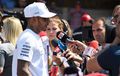 Gak Mungkin Menang, Eh Lewis Hamilton Malah Dukung Rekan Setim Juara GP Monako