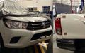 Meningtip Tampang Terbaru Toyota Hilux