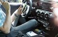 Mercedes A-Class Pakai 2 Layar Digital di Dasbor, Tombol Analog Lenyap