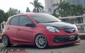 Bermain di Kaki-kaki Tampilan Honda Brio Satya