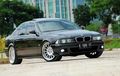BMW 528i E39 1998, Black Beauty ala M5