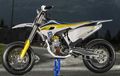 Husqvarna Siap Bertarung Lagi di Segmen Supermoto