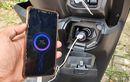 Ngecas Smartphone di Power Outlet Motor Bisa Lebih Aman, Begini Tipsnya