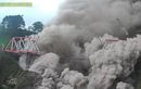 Sempat Ramai Jadi Lokasi Selfie, Jembatan Gladak Perak Kembali Hancur Akibat Erupsi Gunung Semeru