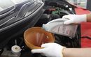 Ternyata Bisa Jadi Begini Oli Mesin Mobil Yang Lama Gak Diganti