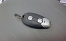 Remote Keyless Vespa Matic Bisa Digunakan Saat Baterai Habis, Begini Caranya