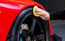Sering Pakai Semir Bisa Bikin Ban Mobil Retak-retak, Ini Kata Ahlinya