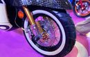 Gampang! Begini Caranya Pasang Ban Tubeless di Pelek Motor Jari-jari