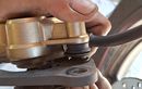 Ini Risiko Karet Boot Kaliper Motor Getas Dibiarkan, Bisa Menyebabkan Masalah Ini