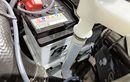 Terlihat Sederhana, Begini Cara Buka Aki Mobil yang Benar Biar Aman