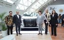 Denza Perlihatkan Wajah Baru Kemewahan Listrik di Jakarta Fashion Week 2026