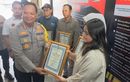 Bukan Dipidana, Wanita Kejar dan Tabrak Jambret di Jogja Dapat Piagam dan Hadiah