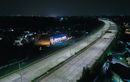 Ladies Tahu Gak? Ternyata Lampu Jalan Tol Terlalu Terang Justru Berbahaya
