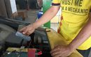 Mesin Mobil Hidup Tapi Aki Tidak Mengisi, Cek Dulu Alternator
