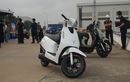 Mirip Vespa Listrik Jarak Tempuhnya Jauh, Kenalan Yuk Sama VinFast Evo