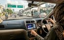 Meski Dari Head Unit, Lihat Video Sambil Mengemudikan Mobil Pasti Kena Denda Rp 750.000