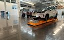 Perakitan Cerdas Intelligent Island Wuling Pakai Robot Hampir di Semua Perakitan