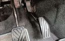 Beli Mobil Bekas Harus Tahu Penyebab Pedal Rem Makin Dalam Saat Diinjak