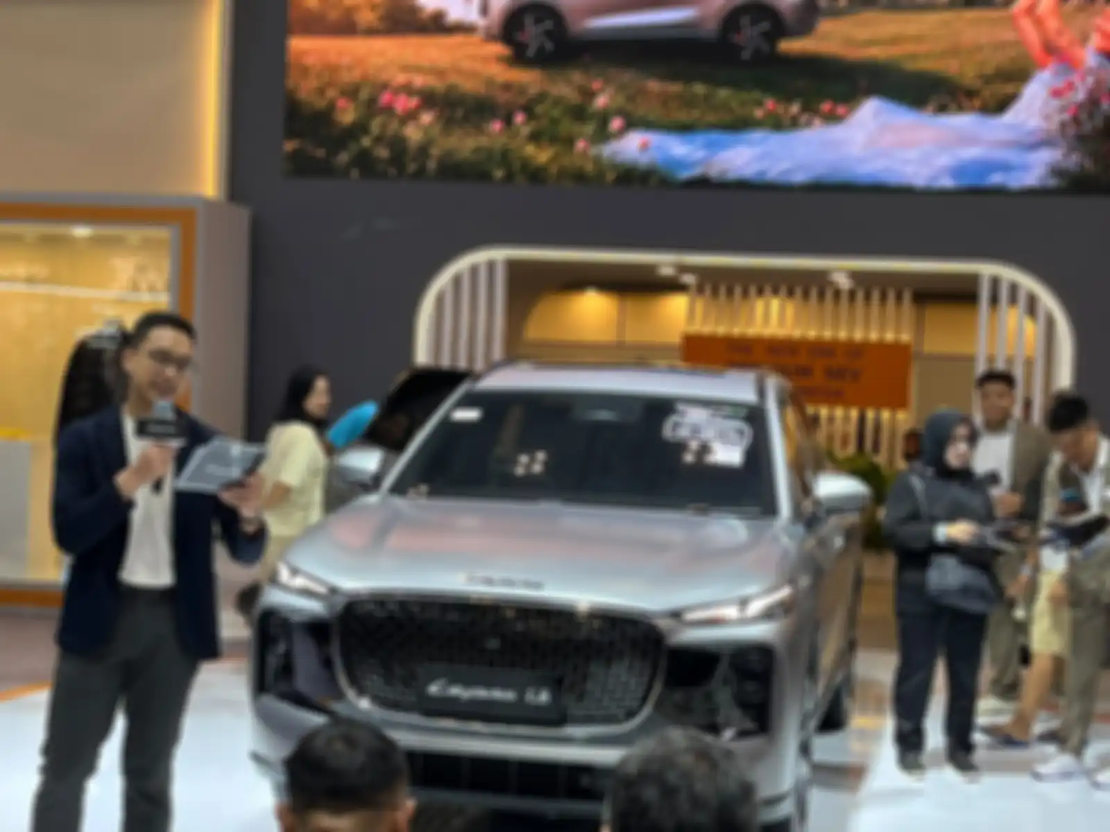 LEPAS Indonesia resmi memulai penyerahan unit perdana LEPAS L8 kepada konsumennya melalui seremoni LEPAS L8 Handover Ceremony yang berlangsung di booth LEPAS Indonesia, Hall 9, ICE BSD City, Minggu (2/8/2026).