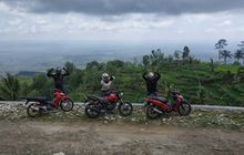 Serunya Naik Motor ke Embung Batara Sriten, Ini Lho Puncak Tertinggi di Gunung Kidul!