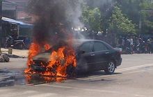 Wajib Tahu, Ini Syarat Pemadam Api Yang Aman Dibawa di Mobil