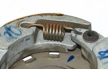 Inilah Beberapa Tanda Yang Bisa Dirasakan Saat Per kampas Ganda Motor Matic Melemah