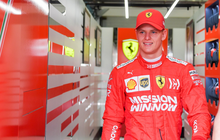Otorace: Begini Penampilan Mick Schumacher Jajal Mobil F1 Ferrari