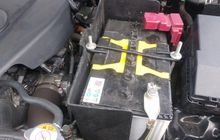 Wajib Tahu, Aki Mobil Overcharge dan Panas? Komponen Ini Sebabnya