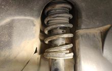 Ini Sebabnya Ganti Sokbreker Depan Di Mobil Bekas Harus Sepasang