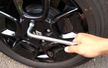 Begini Caranya Agar Baut-baut Roda Di Mobil Bekas Gampang Dibuka