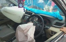 Seperti Ini Proses Perbaikan Airbag Mobil Mengembang Akibat Kecelakaan