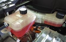 Persiapan Mudik, Begini Cara Cek Sistem Pendingin Mesin Mobil Bekas Lewat Tabung Reservoir