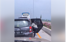 Daihatsu Sigra Bikin Geger di Exit Tol Singosari Malang, Kelakuan Emak-emak Satu Ini Jadi Sorotan