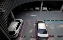 Inilah 2 Cara Mudah Parkir Mundur Bagi Pengendara Mobil Matik di Mall