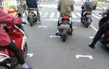 Dishub Tuban Bikin Pemberhentian di Lampu Merah Mirip Starting Grid MotoGP, Begini Tanggapan Pakar Safety