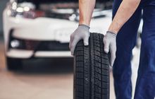 3 Cara Merawat Ban Mobil Agar Lebih Panjang Umur, Nomor 2 Ampuh Banget